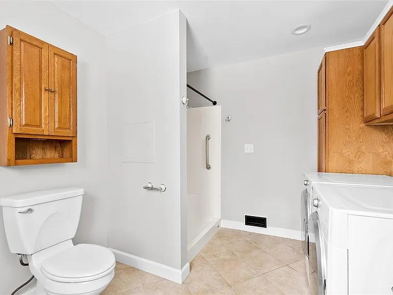 6982 Webster Rd — Photo 17