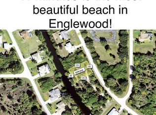 7025 Regina Dr, Englewood, FL 34224