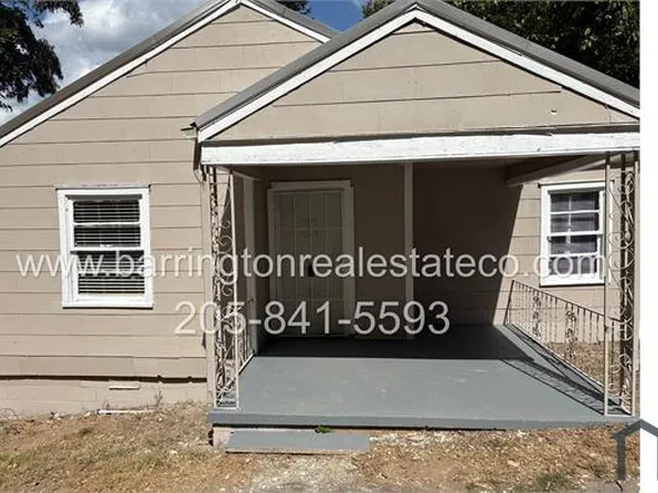 212 7th St, Midfield, AL 35228
