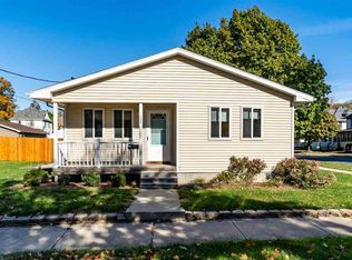 1333 Leavitt St, Waterloo, IA 50702