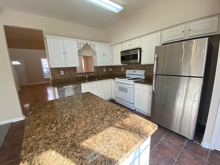 5463 Medlock Corners Dr — Photo 18