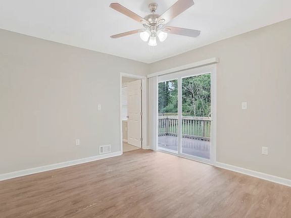 4th image of 2148 Green Forrest Dr