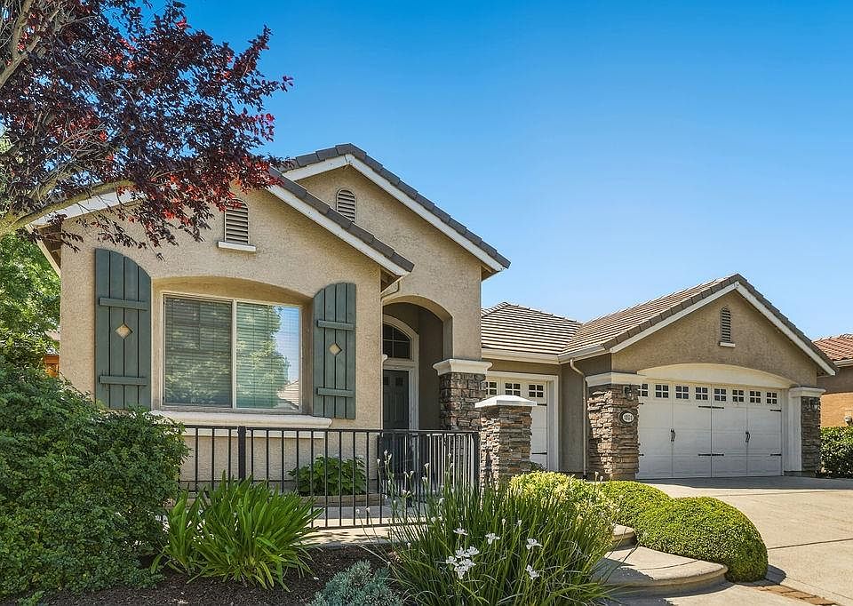 1st image of 1860 Greywood Cir