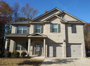 998 Spanish Moss Trl, Loganville, GA 30052