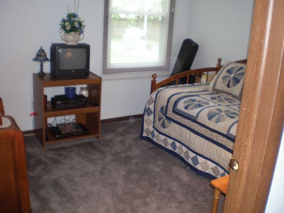 3rd image of 6301 Kellum Dr