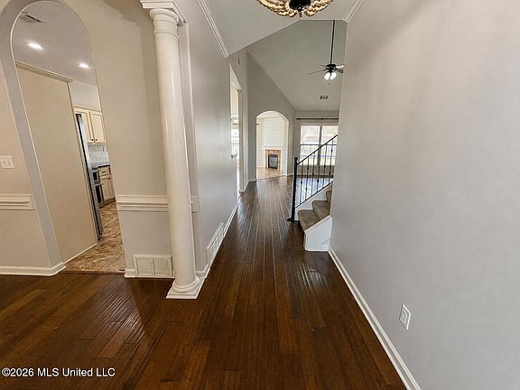 5th image of 14383 Buttercup Dr