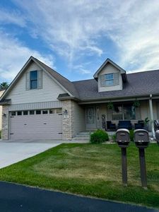 901 9th St SW #6A, Demotte, IN, 46310