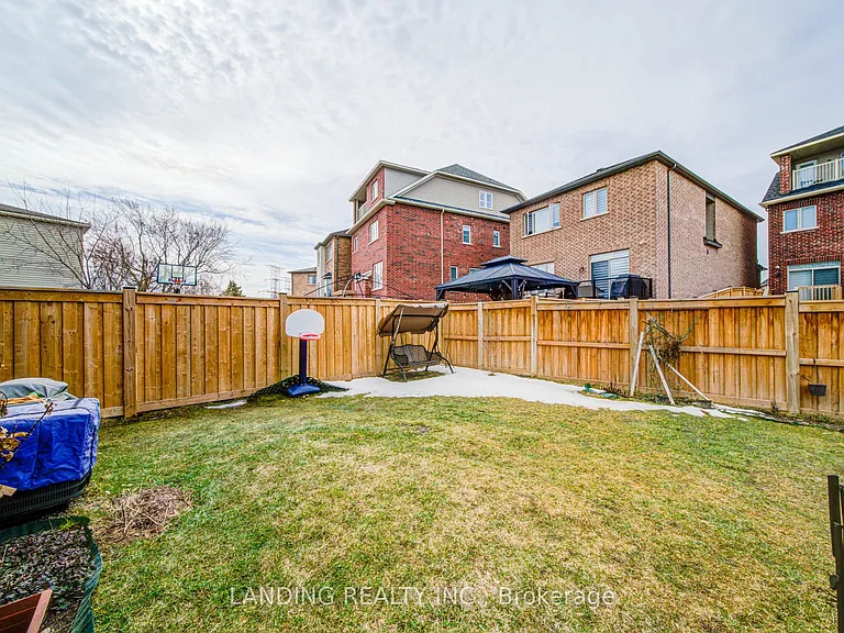 2084 Duberry Dr — Photo 49