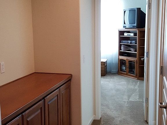 5th image of 1378 Vineyard Pl