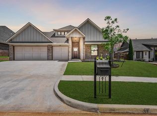 9028 NW 146th St, Yukon, OK 73099