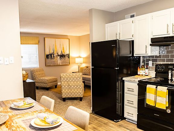 Spacious Kitchen Dining Area and Living Space at Ascend at Savannah Apartments