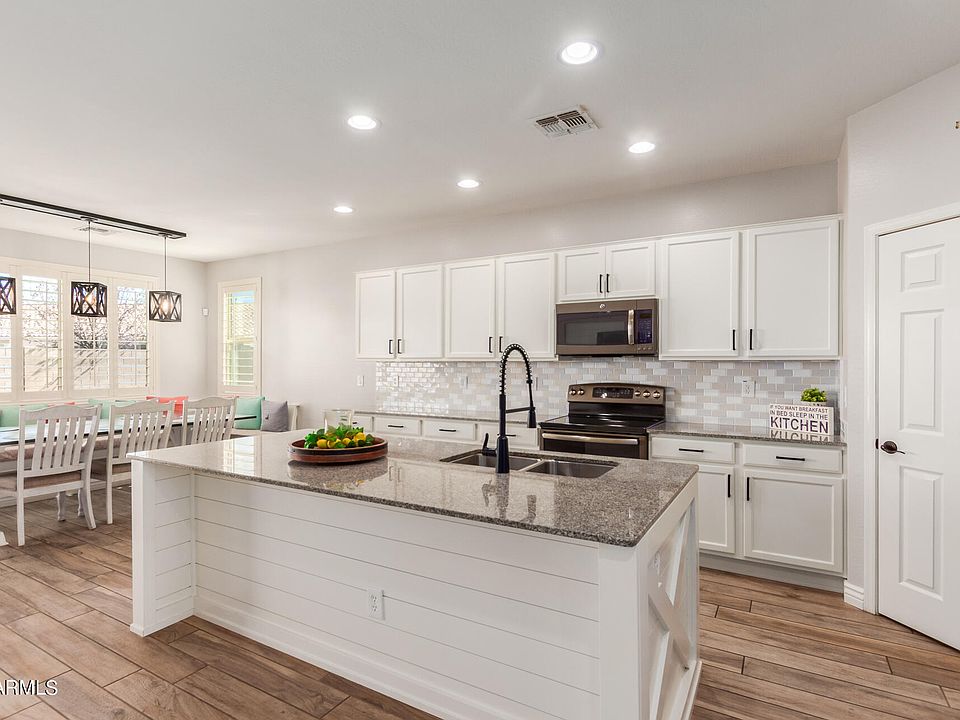 1st image of 7963 S COLUMBUS Drive