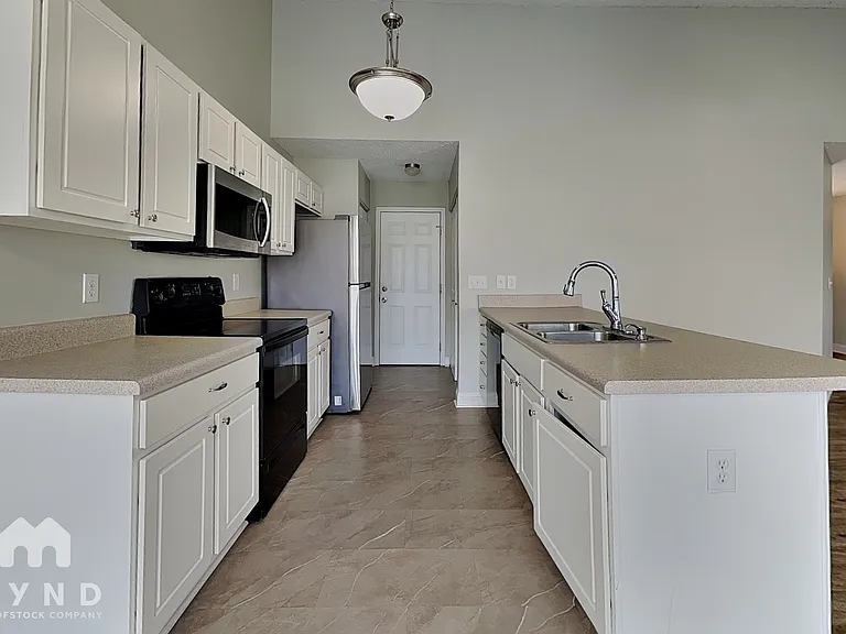 54 Pedernales Dr — Photo 5