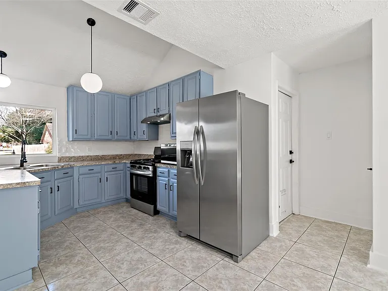 10319 Sand Pass Ln — Photo 6
