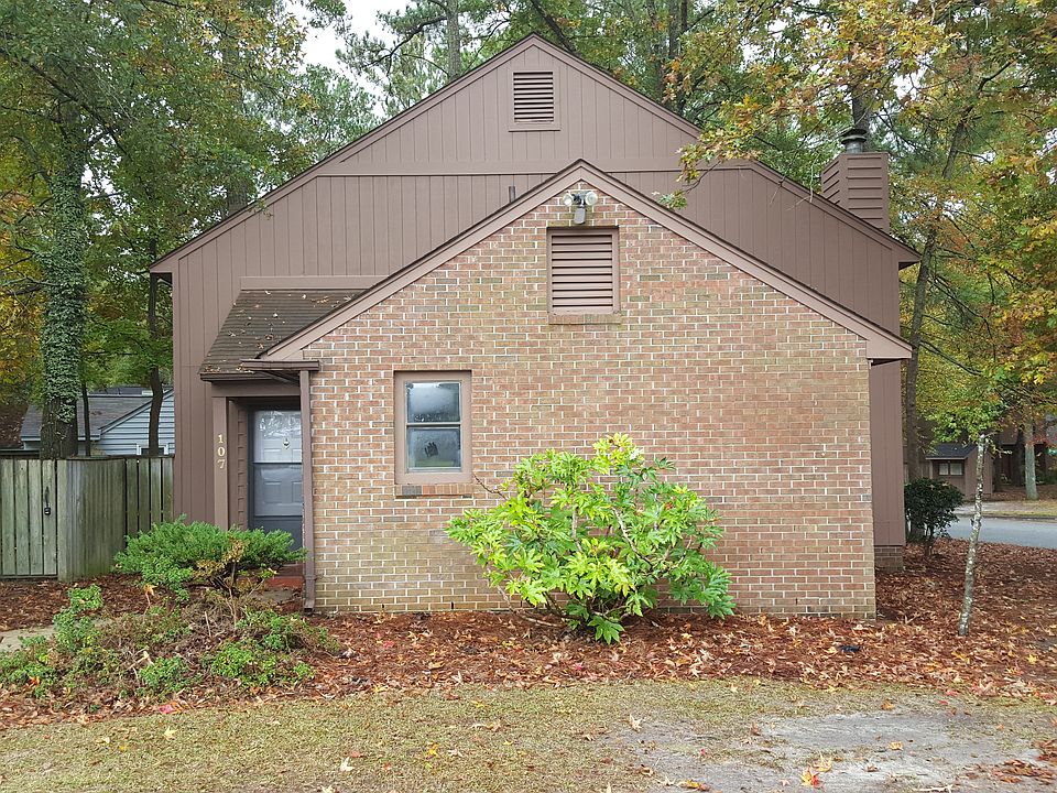 1st image of 107 Winding Branches Dr