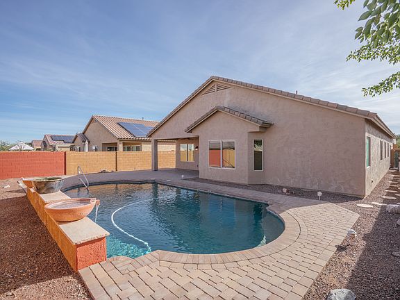 4th image of 25976 W Runion Dr