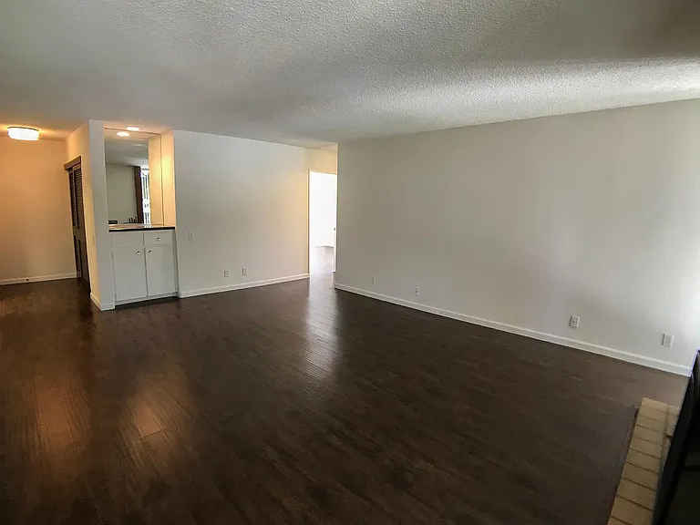 1932 Overland Ave #208 — Photo 10