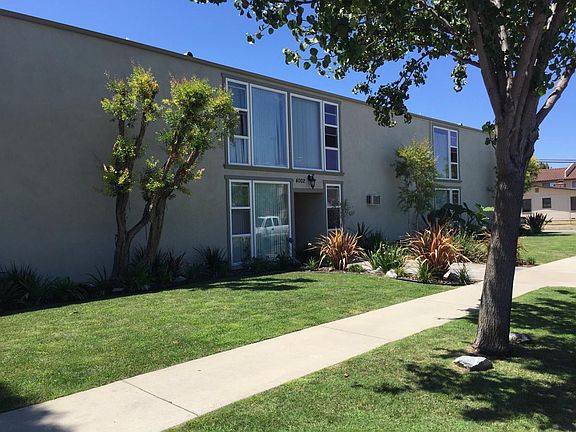 Beautiful, well maintained building!