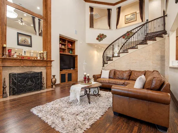9312 Warm Springs Cir, Plano, TX 75024