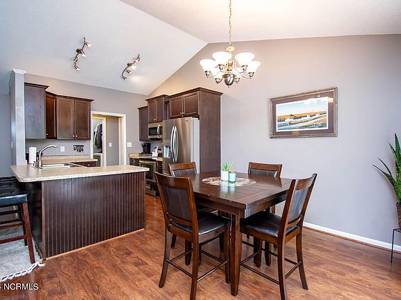 5th image of 134 Lake Arthur Drive