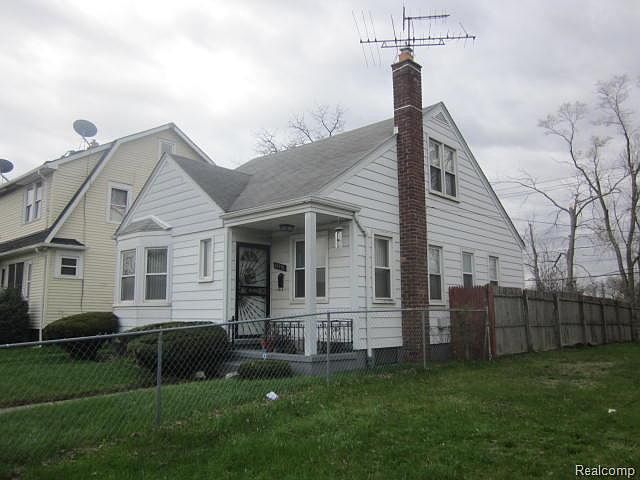 1st image of 19151 Rowe St