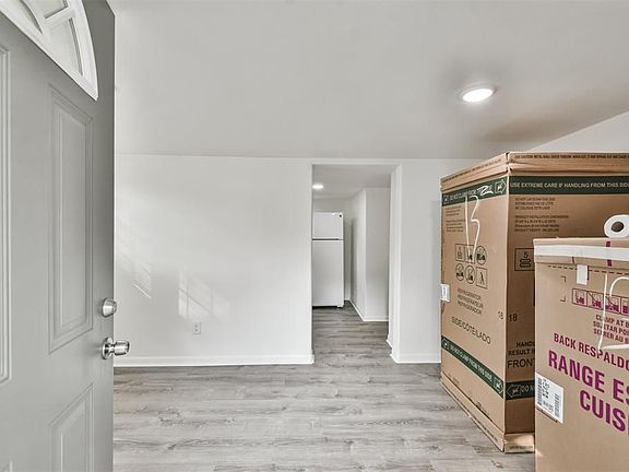 4th image of 1512 18th St #A