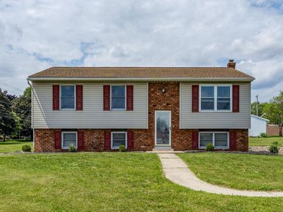 221 W Hamilton Ave, Myerstown, PA, 17067