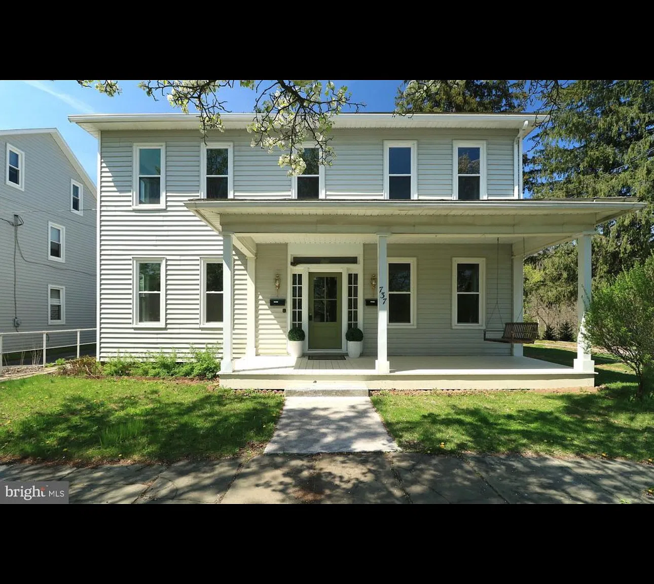 4 bed, 2234 sqft, $2,600 — Photo 1