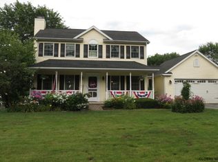 25 Simmons Rd, Wynantskill, NY 12198