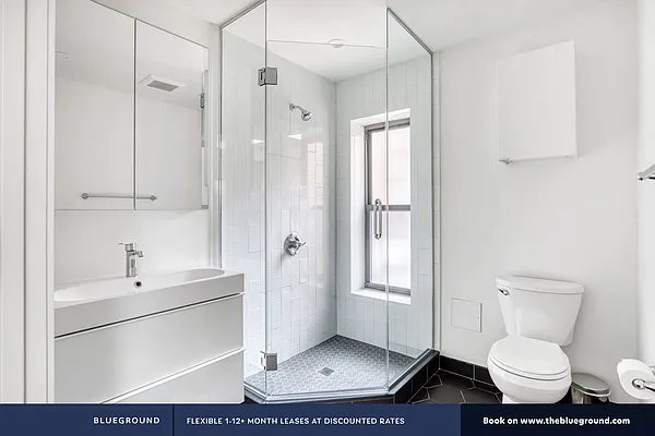 Rented by The Blueground | media 308