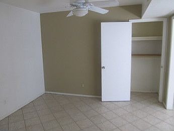 4th image of 417 W La Jolla Dr