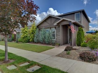 1176 Boulder Ridge St, Central Pt, OR 97502