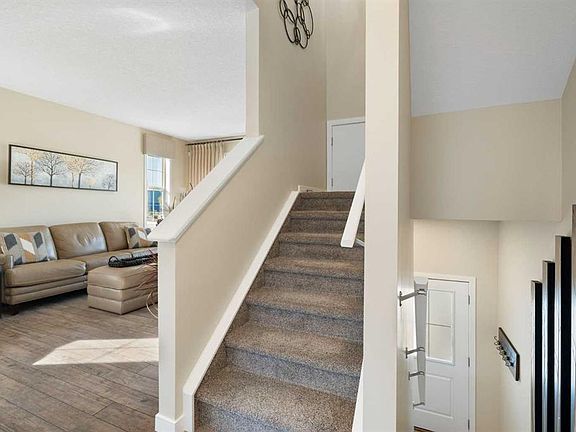 5th image of 263 W Mahogany Way SE