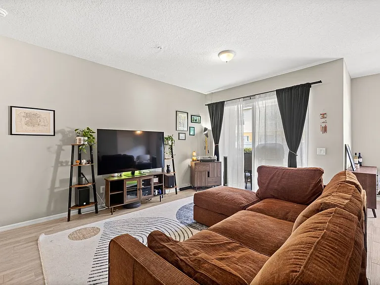 723 Marotta Loop — Photo 5