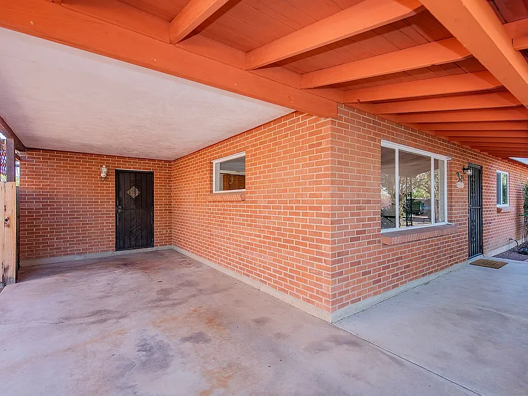 3526 N Santa Rita Ave — Photo 25