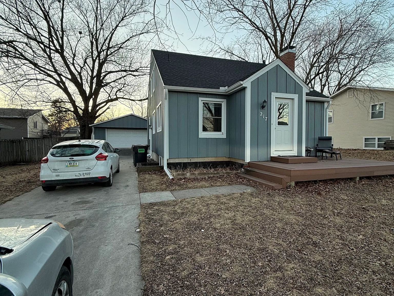 217 Dotson Dr — Photo 2