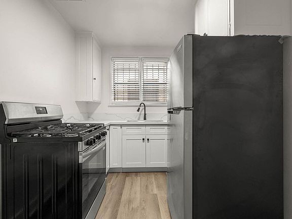 3rd image of 4280 Leimert Blvd #4282
