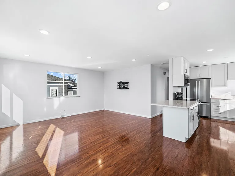1315 W Nevada Pl #A — Photo 2