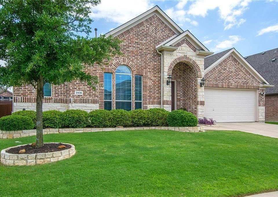 1st image of 2436 Hammock Lake Dr