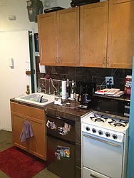 Rented by CENTERPIECE CAPITAL GROUP INC