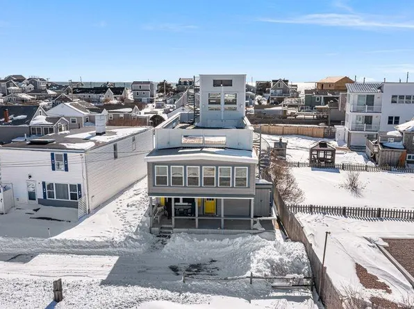 6 Mac Alder St, Narragansett, RI 02879