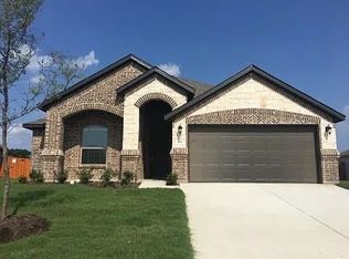 124 Chestnut Rd, Waxahachie, TX 75165