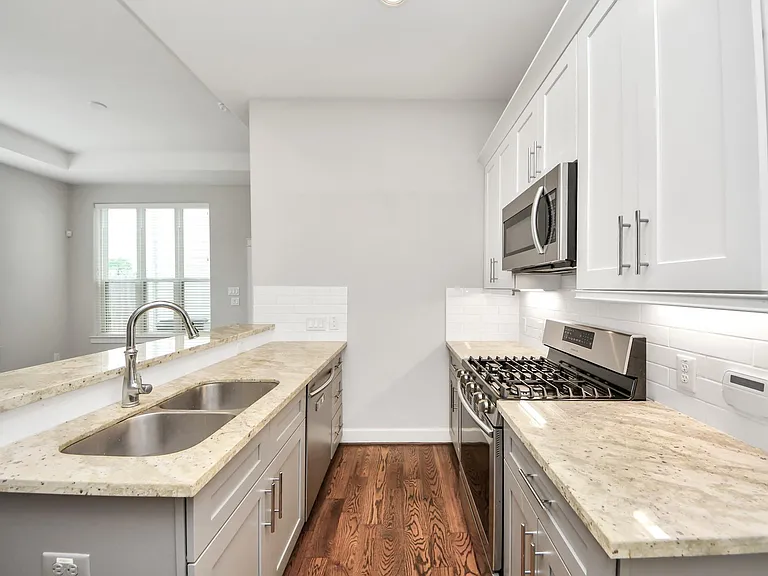 1805 Napa Creek Ln — Photo 17