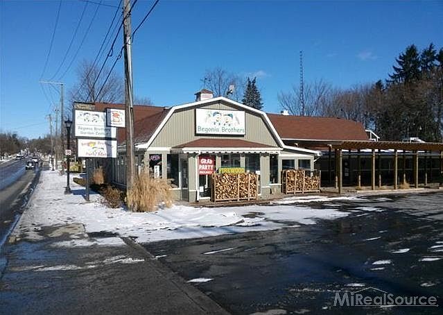 2nd image of 314 N Center St