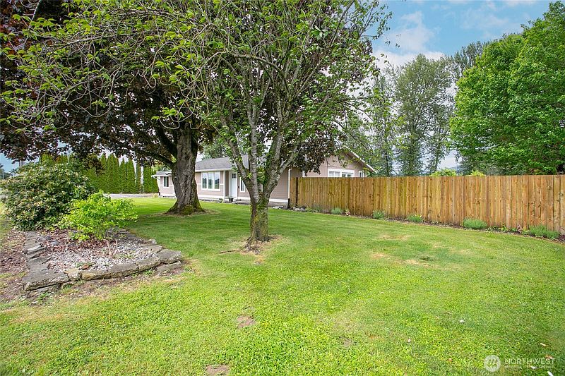 3rd image of 1214 Nooksack Road