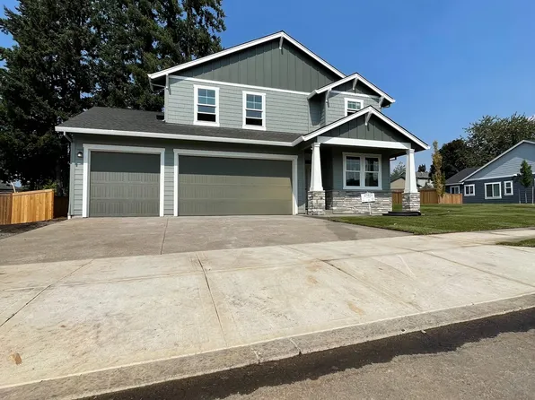 37409 Steelhead St, Sandy, OR 97055
