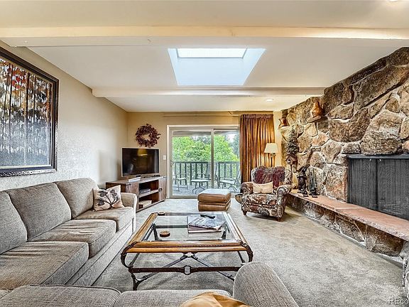 4th image of 357 Hi Country Dr #23-11