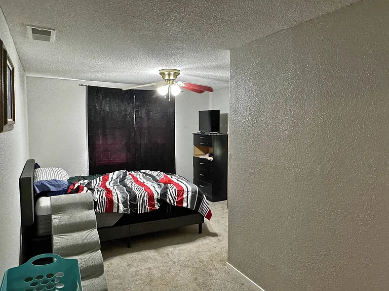 1609 Sunnyside Ln — Photo 20