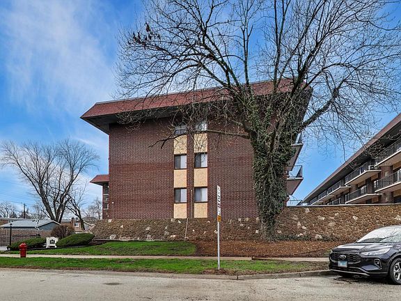 2nd image of 9520 Mayfield Ave Unit 111N