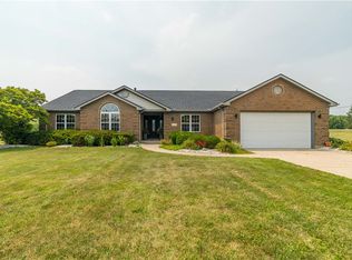 815 W Eva Cir, Springfield, OH 45504